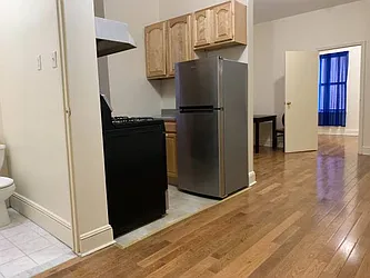 Rented by Yup Realty LLC