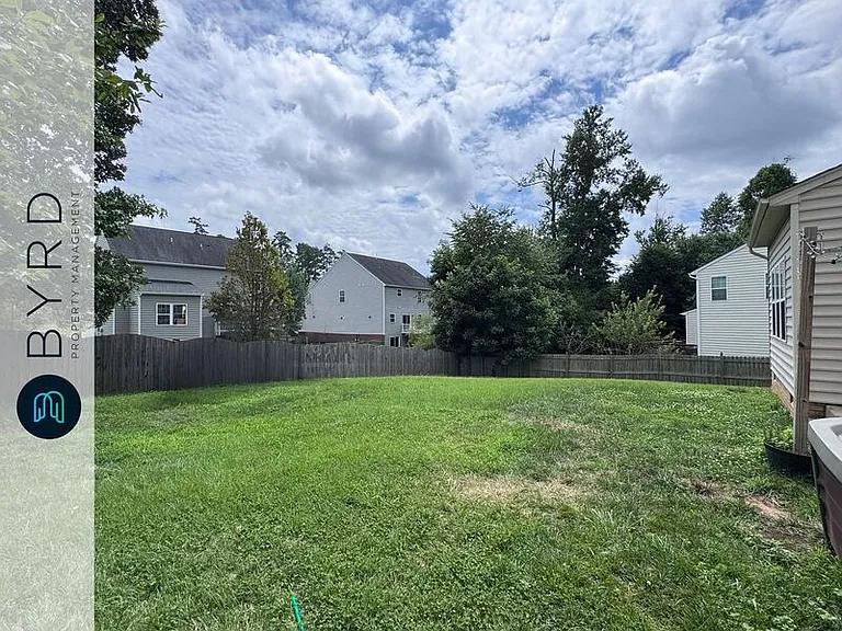 7025 Heartleaf Ln — Photo 32