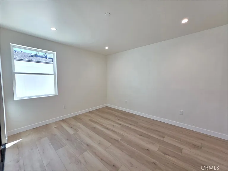17101 Kingsbury — Photo 13