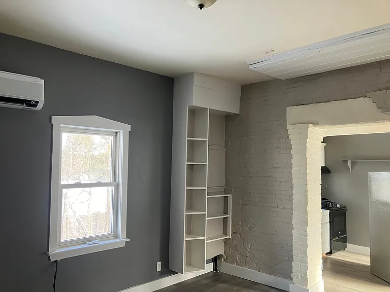987 Main St #2 — Photo 7