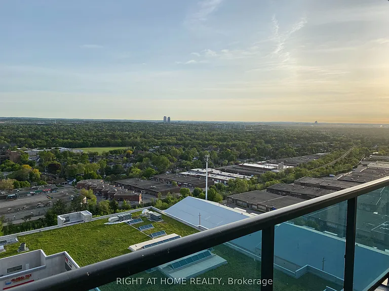 7165 N Yonge St E #1901 — Photo 7