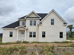 438 Burlington Dr, Lizella, GA 31052