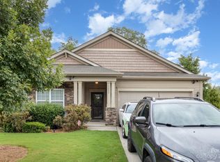 13202 Shanagarry Dr, Charlotte, NC 28278