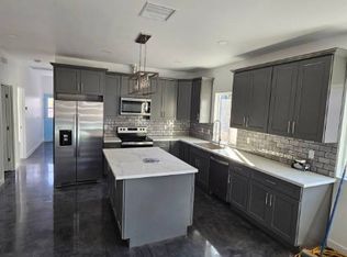 9248 Emerald Grove Ave, Lakeside, CA 92040