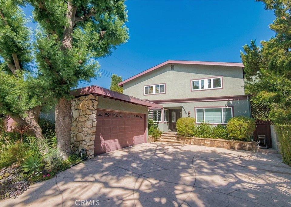 1st image of 22155 Califa St