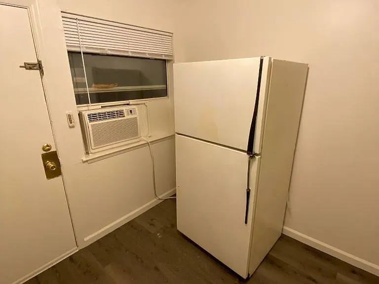 520 Maple St — Photo 3