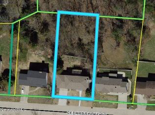 2212 Cedarbrooke Dr, Jefferson City, MO 65109