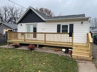 163 Plummer Ave, Neenah, WI 54956