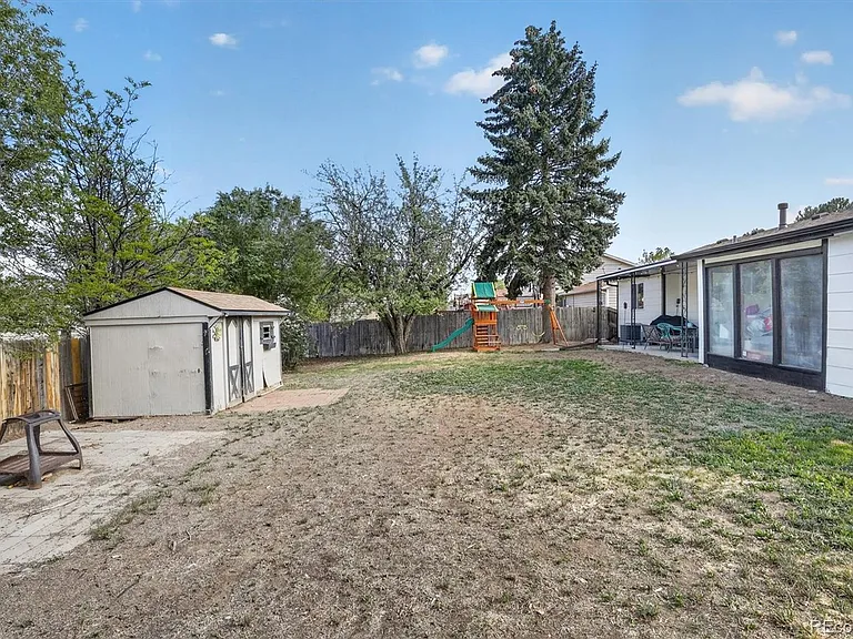 9334 Bellaire St — Photo 17
