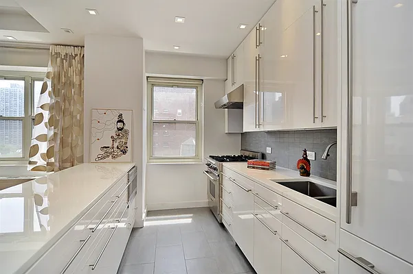 Sold by Corcoran | media 10
