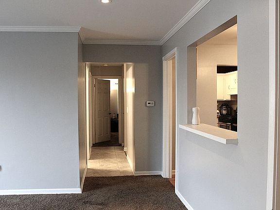 5th image of 731 E Fullerton Ave APT 208