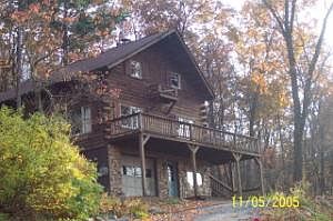 1st image of 33 Crawford Ln