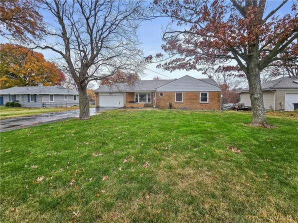 2609 S Westport Rd, Independence, MO 64052