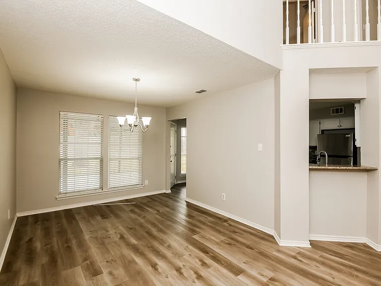 4605 Birchbend Ln — Photo 8