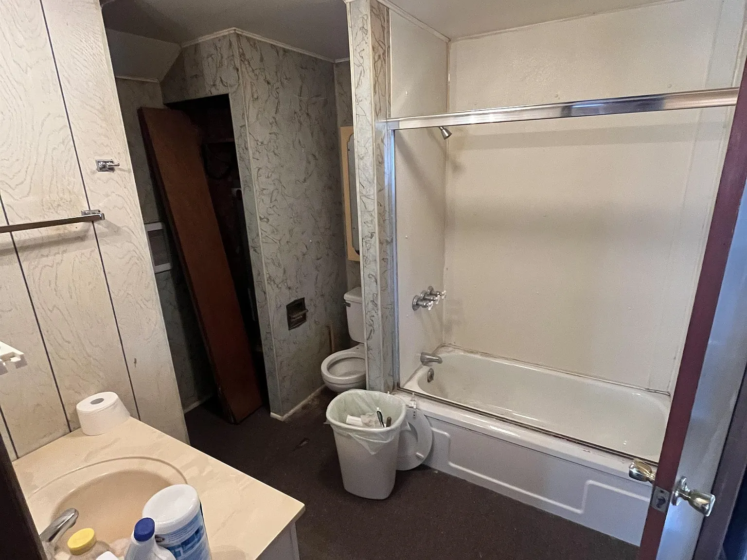 226 Beaver Avenue Northeast - D — Photo 4
