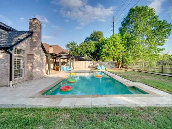 5351 Summer Snow Dr, Houston, TX 77041