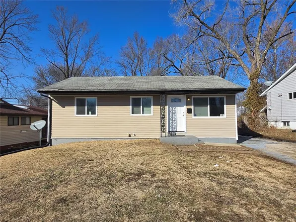 117 Glen Garry Rd, Saint Louis, MO 63137