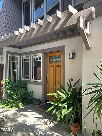 1st image of 1138 Crowne Dr