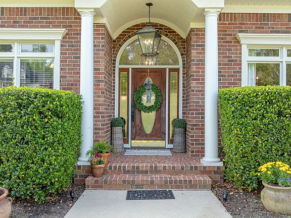 4th image of 4160 Stonegate Dr