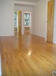 Rented by Robyn Lee, LREB