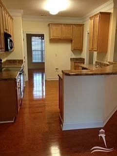 4th image of 107 Emberwood Dr