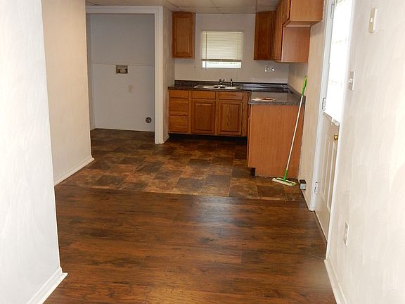3rd image of 1141 Penmar Ave SE #3