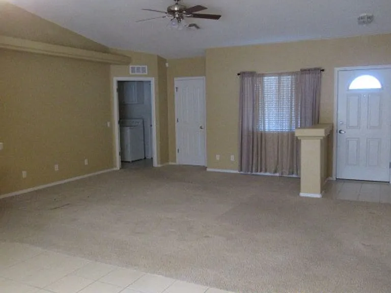 3740 Hiawatha Dr — Photo 4