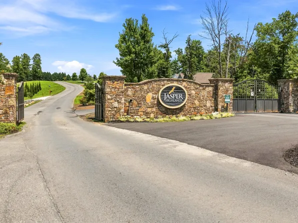 2500 Raulston Falls Rd, Jasper, TN 37347
