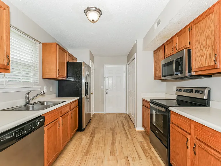 11960 Locus Ln — Photo 11