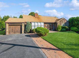 37 Judith Ct, East Rockaway, NY 11518