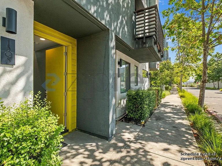 1505 Prescott St — Photo 2