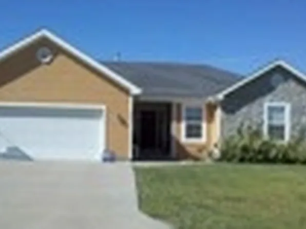 4044 Bald Eagle Dr, Manhattan, KS 66502