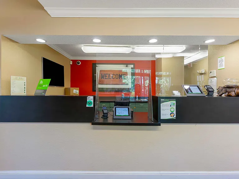 Lobby and Guest Check-in