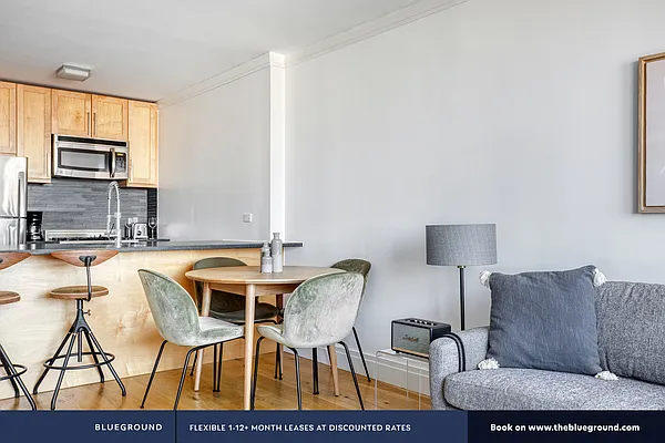 Rented by The Blueground | media 34