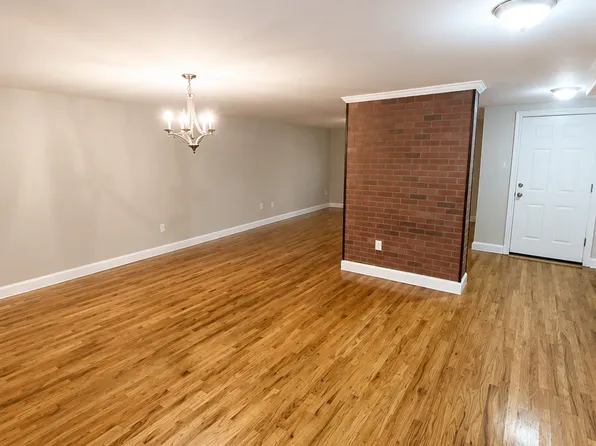 18 Elm St #18, Hartford, CT 06106