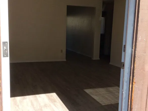 Main 1526 M644, 1526 W Main St #E, Medford, OR 97501