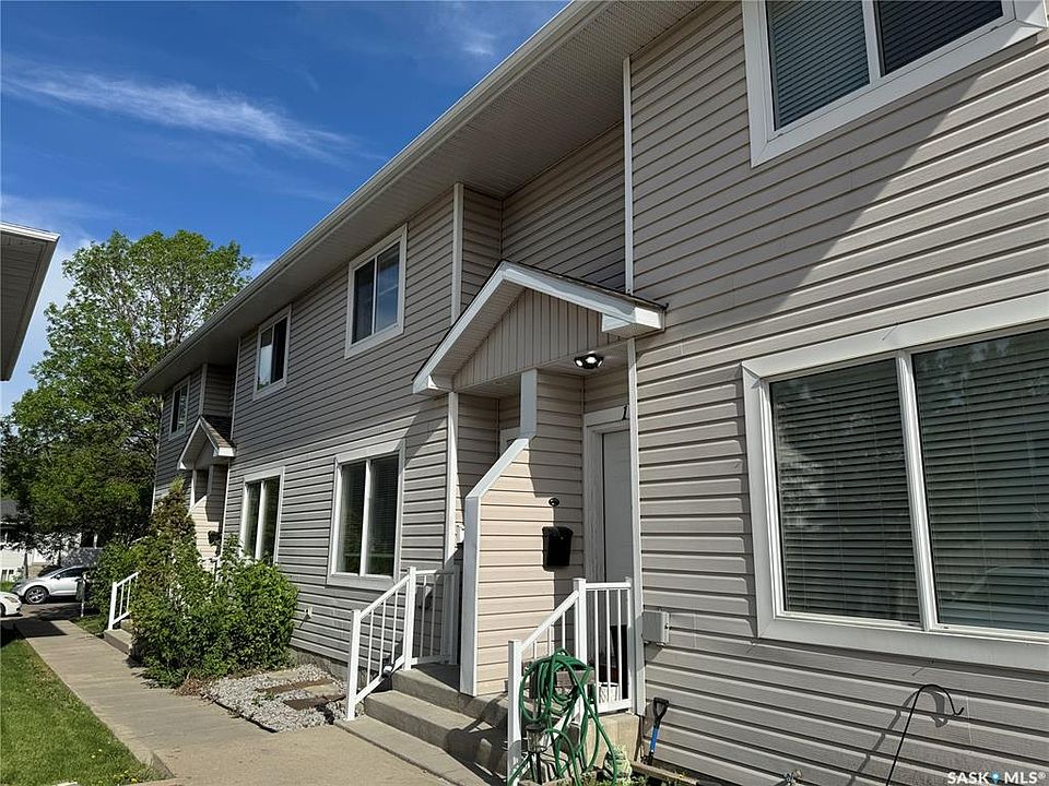 1st image of UNIT 2-802 K AVENUE N