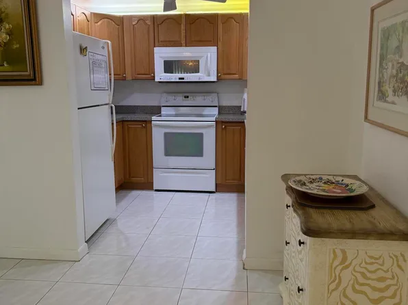 154 Piedmont D, Delray Beach, FL 33484