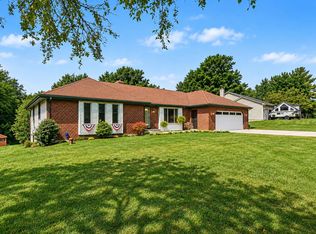 6933 Pine Edge Dr SE, Alto, MI 49302