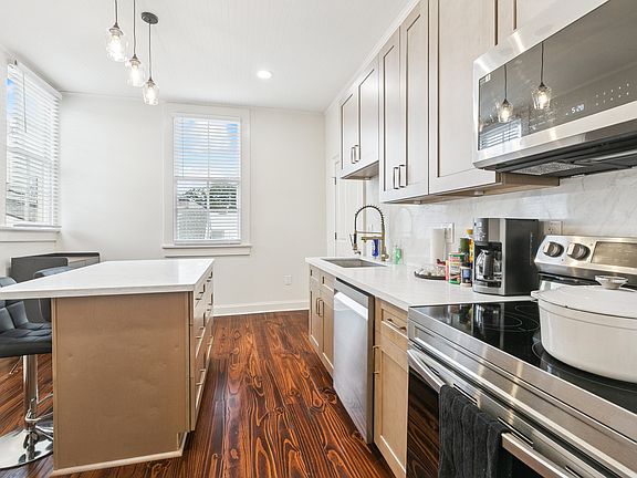 4th image of 3027 Saint Claude Ave #2