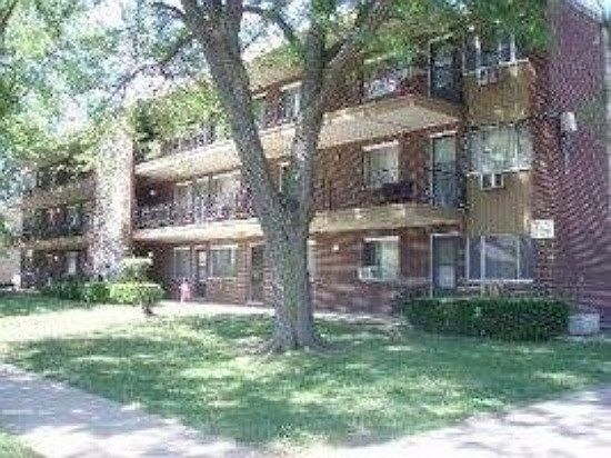 1st image of 2040 N Pine St APT 11