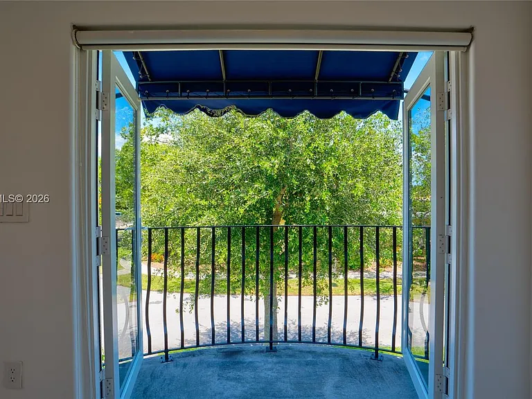 500 SW 51st Ct — Photo 26