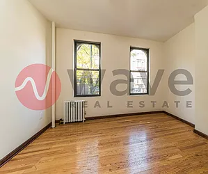 Rented by Wave Real Estate Group