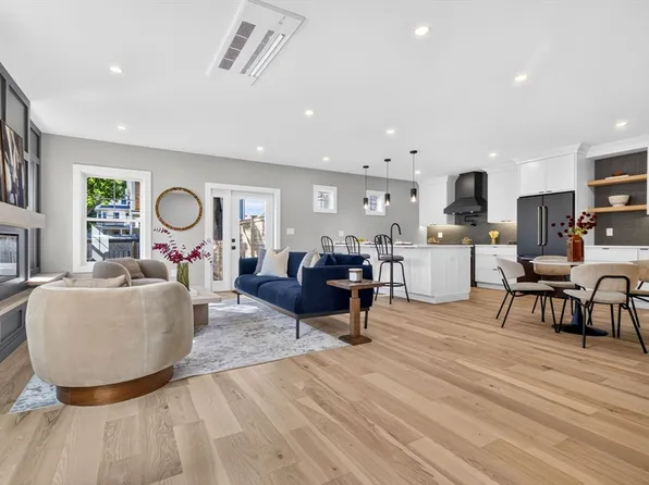 28 Amsden St #28, Arlington, MA 02474
