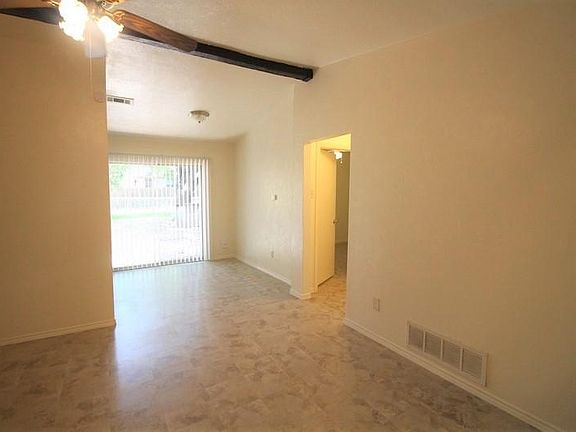 3rd image of 10039 Hymie Cir