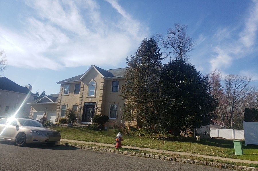 2nd image of 8 Bennett Ave