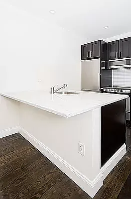 Rented by Avenues Real Estate | media 36