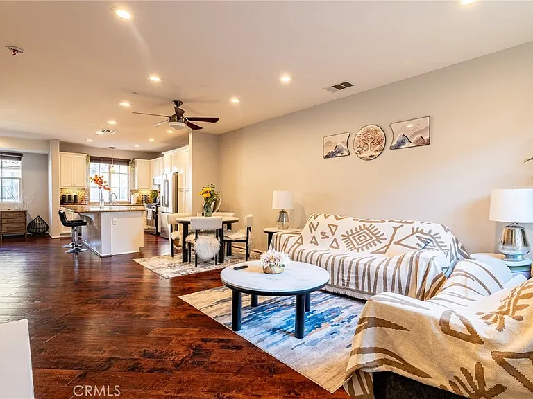 6371 Estrela Ln — Photo 1
