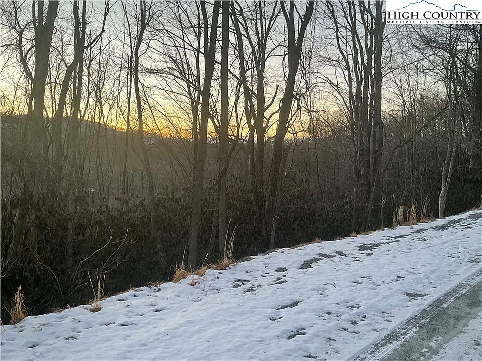 2nd image of 193 Rhododendron Drive