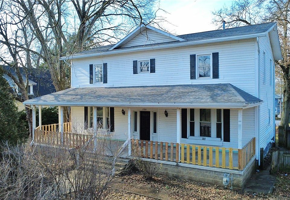 1st image of 735 Brighton Blvd